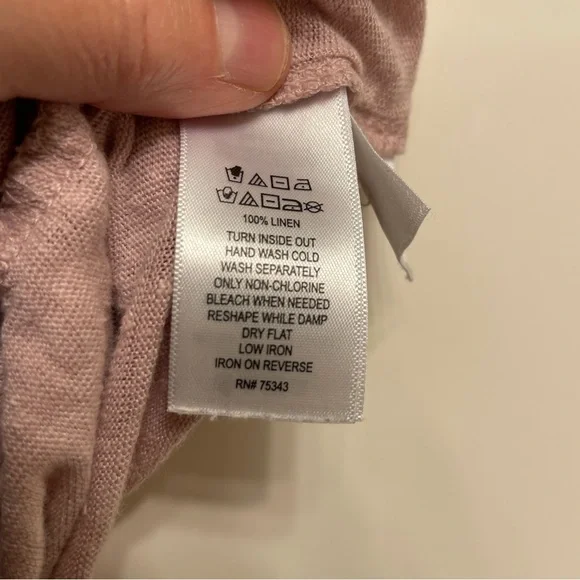 Tahari women’s Sleeveless Rose Pink Linen Top With Angled Buttons On Back, XL - Picture 4 of 7